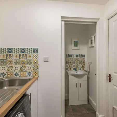 Hébergement de vacances 4 Bed In Oc-87567 *